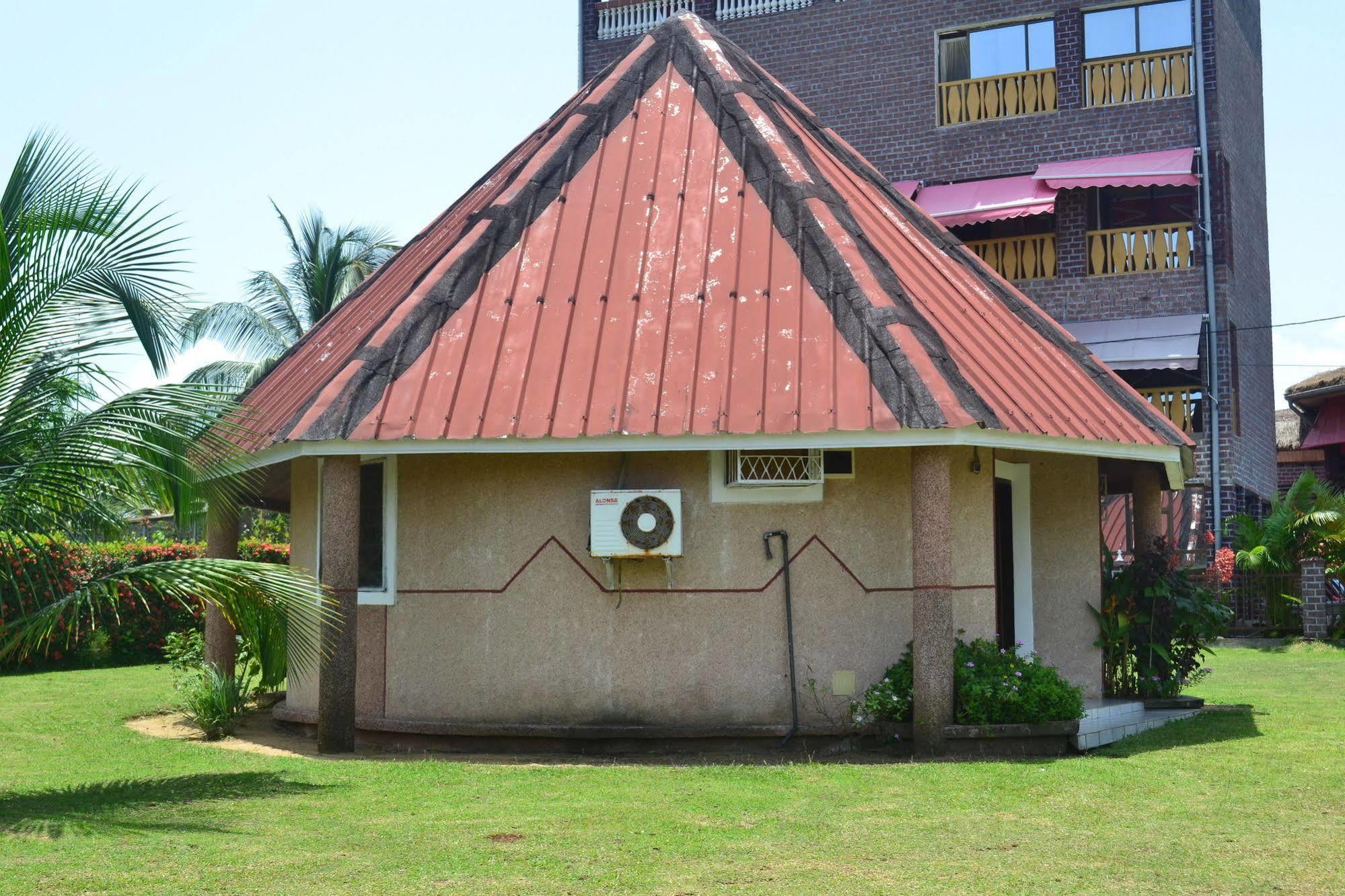 Adrien Beach Hotel Kribi Dış mekan fotoğraf